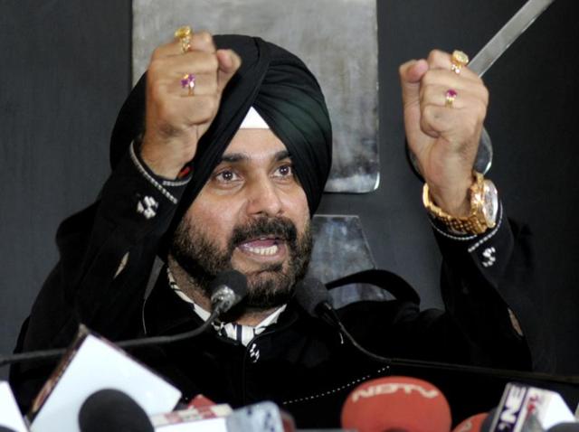 Cricketer-turned-politician Navjot Singh Sidhu is keeping the Aam Aadmi Party and Congress on tenterhooks over an alliance before next year’s Punjab polls. (Ravi Kumar/ HT File Photo) Cricketer-turned-politician Navjot Singh Sidhu is keeping the Aam Aadmi Party and Congress on tenterhooks over an alliance before next year’s Punjab polls. (Ravi Kumar/ HT File Photo)