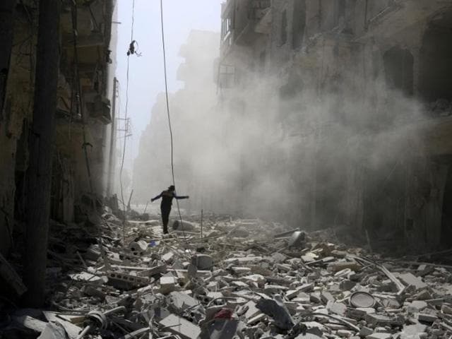 The Syrian military and its allies launched a Russian-backed offensive one week ago aimed at capturing rebel-held districts of eastern Aleppo that are home to more than 250,000 people.(Reuters) The Syrian military and its allies launched a Russian-backed offensive one week ago aimed at capturing rebel-held districts of eastern Aleppo that are home to more than 250,000 people.(Reuters)