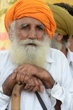 Sohan Singh talks about the fears and possibilities of war. (AFP Photo) Sohan Singh talks about the fears and possibilities of war. (AFP Photo)