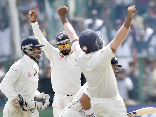 Indian cricket team captain Virat Kohli and others celebrate their victory over New Zealand during last day of 1st Test match between India and New Zealand at Green Park Stadium in Kanpur. (Ajay Aggarwal/HT Photo) Indian cricket team captain Virat Kohli and others celebrate their victory over New Zealand during last day of 1st Test match between India and New Zealand at Green Park Stadium in Kanpur. (Ajay Aggarwal/HT Photo)