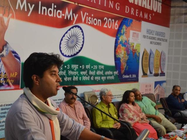 Gwalior : Former union minister and Congress MP Jyotiraditya Scindia was at ITM University in Gwalior on Saturday to attend a programme – My India My Vision 2016. He also interacted with the students of the university. (Umesh Singh/HT PHOTO) Gwalior : Former union minister and Congress MP Jyotiraditya Scindia was at ITM University in Gwalior on Saturday to attend a programme – My India My Vision 2016. He also interacted with the students of the university. (Umesh Singh/HT PHOTO)