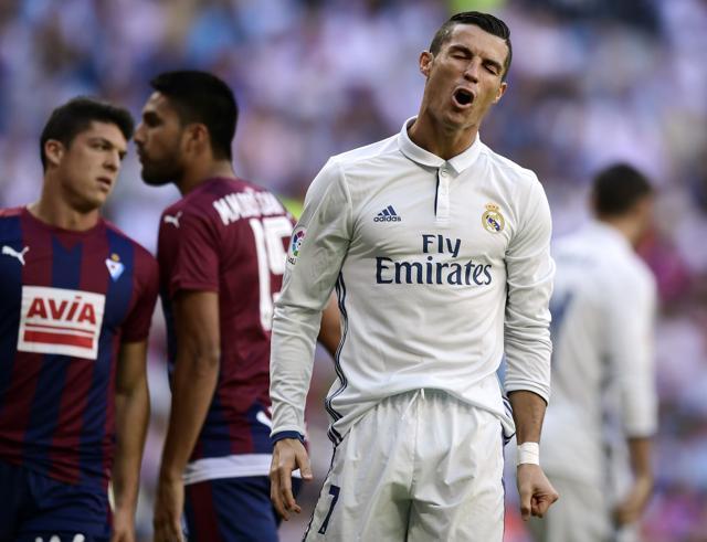 Ronaldo had a chance to snatch the three points but blasted over from point-blank range. (AFP) Ronaldo had a chance to snatch the three points but blasted over from point-blank range. (AFP)