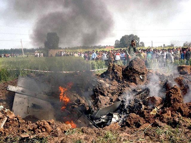 This is the second incident involving a Jaguar aircraft within a month. On September 13, a Jaguar trainer aircraft caught fire during a take-off in Haryana’s Ambala.(PTI file photo)