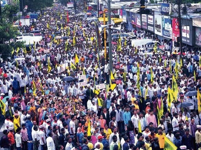 Members of the Other Backward Class (OBC) organised a rally in Nashik in support of arrested NCP leader Chhagan Bhujbal. (HT photo) Members of the Other Backward Class (OBC) organised a rally in Nashik in support of arrested NCP leader Chhagan Bhujbal. (HT photo)