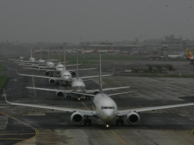 At Mumbai airport, 380 flights miss their schedule every month: Survey ...