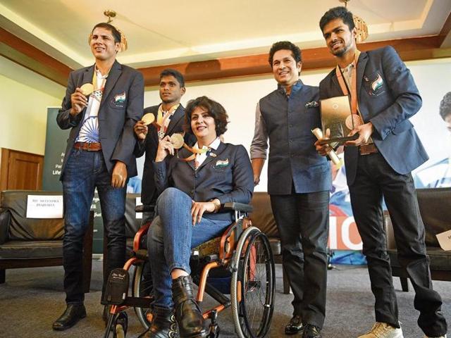 Deepa Malik (centre) was in Mumbai to attend a programme with Sachin Tendulkar (2nd from right) on Tuesday along with other Rio Paralympics medal winners. (Pratik Chorge/HT Photo) Deepa Malik (centre) was in Mumbai to attend a programme with Sachin Tendulkar (2nd from right) on Tuesday along with other Rio Paralympics medal winners. (Pratik Chorge/HT Photo)