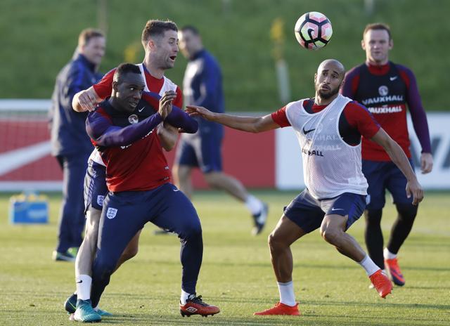 England 's Michail Antonio, Gary Cahill and Andros Townsend during training. (REUTERS) England 's Michail Antonio, Gary Cahill and Andros Townsend during training. (REUTERS)