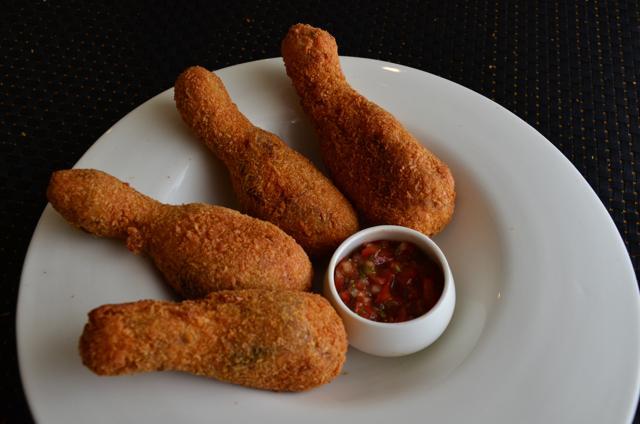 Mad Hatter’s has come up with a wide range of vegetarian and non-vegetarian dishes this Durga Puja. (Mad Hatter’s)