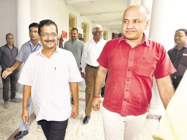New Delhi, India - September 30, 2016: Delhi Chief Minister Arvind Kejriwal and deputy Chief Minister Manish Sisodia arrive for the Delhi Assembly special session in New Delhi, India on Friday. September 30, 2016. (Photo by Sonu Mehta/Hindustan Times) (Sonu Mehta/HT PHOTO) New Delhi, India - September 30, 2016: Delhi Chief Minister Arvind Kejriwal and deputy Chief Minister Manish Sisodia arrive for the Delhi Assembly special session in New Delhi, India on Friday. September 30, 2016. (Photo by Sonu Mehta/Hindustan Times) (Sonu Mehta/HT PHOTO)