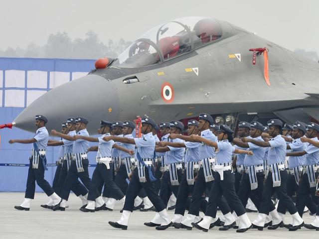 Indian Air Force soldiers march during the rehearsals. (Raj K Raj/HT PHOTO) 