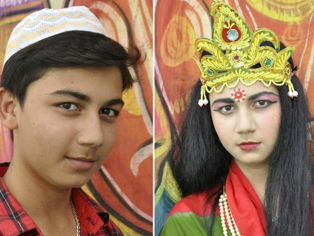 Miraz Malik, 17, before make-up, and then (right) after he is ready for performance as Sita. (Sant Arora/HT Photos) Miraz Malik, 17, before make-up, and then (right) after he is ready for performance as Sita. (Sant Arora/HT Photos)