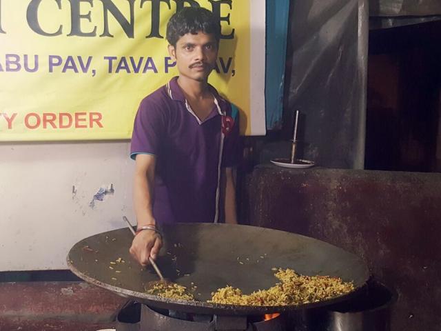 Meet the people behind some of Mumbai’s iconic dishes - Hindustan Times