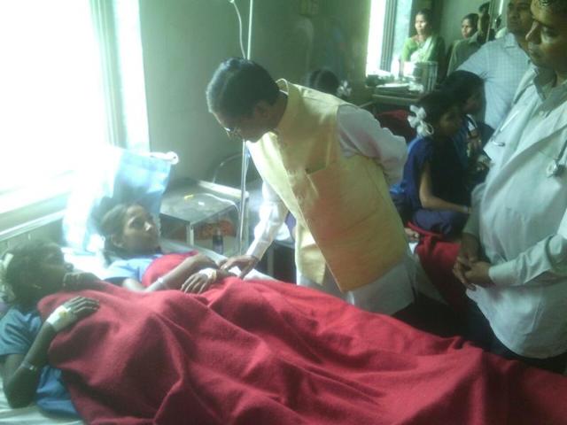 Vishnu Savra, tribal minister and guardian minister of Palghar visited the patients at Vikramgadh hospital. (Amol Sambre) Vishnu Savra, tribal minister and guardian minister of Palghar visited the patients at Vikramgadh hospital. (Amol Sambre)