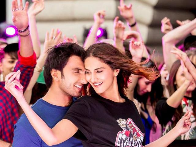 The sources also said that Vaani Kapoor, too, has an interesting piece for her fans in Befikre trailer. The sources also said that Vaani Kapoor, too, has an interesting piece for her fans in Befikre trailer.