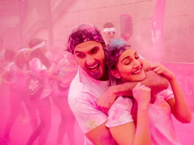 Ranveer Singh andd Vaani Kapoor, in what seems like a Holi sequence from Befikre. Ranveer Singh andd Vaani Kapoor, in what seems like a Holi sequence from Befikre.