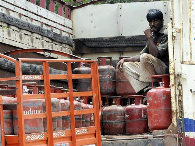 District collector P Narahari said unless the claims are verified by the oil marketing companies, we cannot say the numbers are wrong.(Shankar Mourya/HT file)