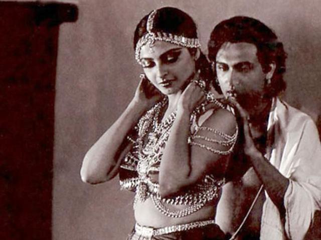 Utsav (1984): Her off-beat films also left a mark.