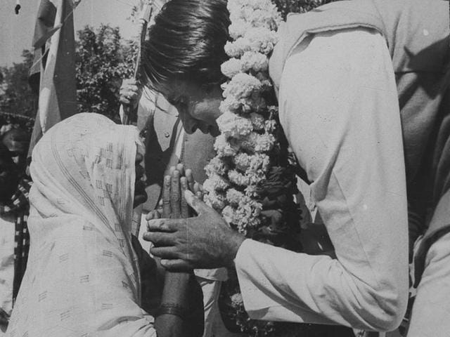Amitabh Bachchan during his election campaign in Allahabad (UP). (HT Archives) Amitabh Bachchan during his election campaign in Allahabad (UP). (HT Archives)