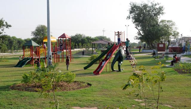 The Lake View Park has been a welcome addition to the area. (Anil Dayal/HT Photo) The Lake View Park has been a welcome addition to the area. (Anil Dayal/HT Photo)