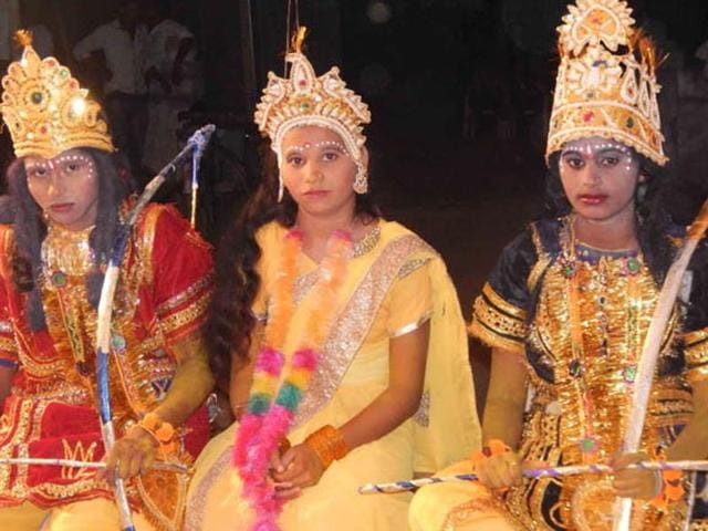 Every character in Ramleela from Ram to Ravana – is played by girls in Chhattisgarh’s Balod district. (HT Photo) Every character in Ramleela from Ram to Ravana – is played by girls in Chhattisgarh’s Balod district. (HT Photo)