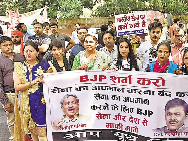 The Aam Aadmi Party (AAP) has sharpened attacks against the BJP-ruled municipal corporations in the run-up to municipal elections in April-May next year. (Sushil Kumar/Hindustan Times) The Aam Aadmi Party (AAP) has sharpened attacks against the BJP-ruled municipal corporations in the run-up to municipal elections in April-May next year. (Sushil Kumar/Hindustan Times)