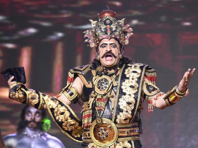 Actor Gajendra Chauhan play Ravana during Dussehra celebrations Lovkush Ramlila at Red Fort in New Delhi, on Tuesday. (Sonu Mehta/HT Photo) Actor Gajendra Chauhan play Ravana during Dussehra celebrations Lovkush Ramlila at Red Fort in New Delhi, on Tuesday. (Sonu Mehta/HT Photo)