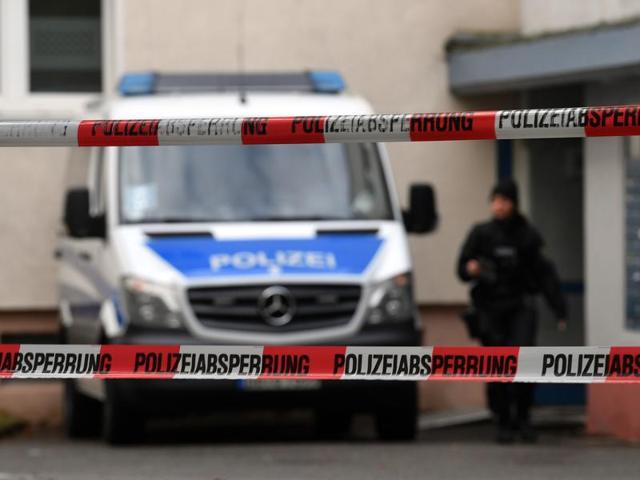 Police officers secure a cordoned off residential property in a housing estate in Chemnitz, eastern Germany, where police were investigating a possible bomb plot. (AP File Photo) Police officers secure a cordoned off residential property in a housing estate in Chemnitz, eastern Germany, where police were investigating a possible bomb plot. (AP File Photo)