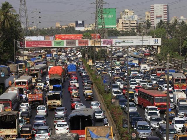 Construction of the link road from the Bandra Kurla Complex began earlier this year. (HT File Photo) Construction of the link road from the Bandra Kurla Complex began earlier this year. (HT File Photo)