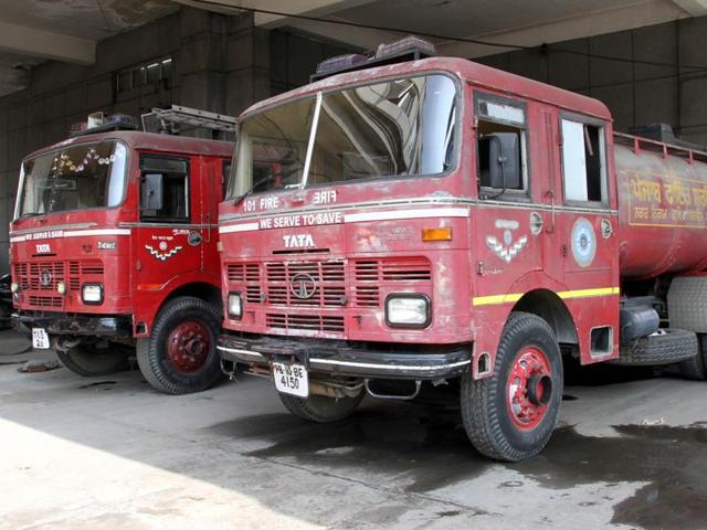 Fire tenders at the Fire Brigade office near the Railway Station in Ludhiana on Monday.(JS Grewal/HT Photo) Fire tenders at the Fire Brigade office near the Railway Station in Ludhiana on Monday.(JS Grewal/HT Photo)