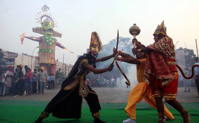 Dusshera being celebrated at Dugri, in Ludhiana on Tuesday. (HT PHOTO) Dusshera being celebrated at Dugri, in Ludhiana on Tuesday. (HT PHOTO)