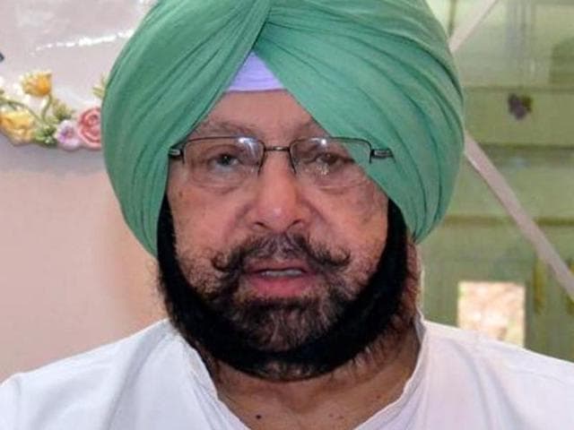 The government’s failure to ensure timely procurement of the farmers’ produce has aggravated their woes: Amarinder. (HT File Photo) The government’s failure to ensure timely procurement of the farmers’ produce has aggravated their woes: Amarinder. (HT File Photo)