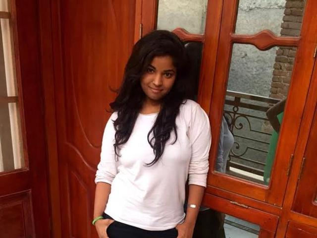 Lokesh Kumari Sharma: A foodie at heart, Lokesh Kumari is a 25-year- old student from Delhi who loves to dance, travel, sing and live her life to fullest. Will this seemingly simple girl take the Bigg Boss house by storm?