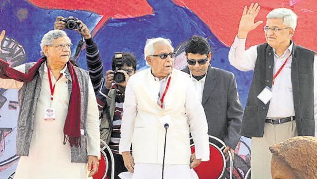 Former chief minister Buddhadeb Bhattacharjee (in the middle) used the slogan ‘Do It Now’ but lost the electoral battle before the use of WhatsApp became popular. (HT Photo)