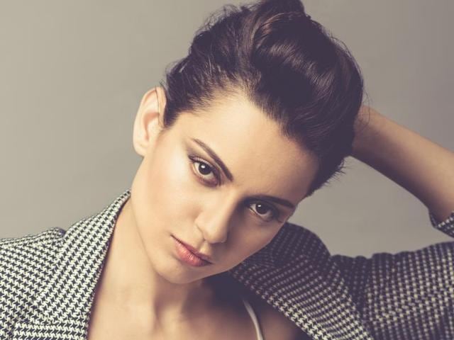 Kangana Ranaut, who is shooting for film-maker Hansal Mehta’s Simran, in the US met with an accident on a highway. (Prasad Naik) Kangana Ranaut, who is shooting for film-maker Hansal Mehta’s Simran, in the US met with an accident on a highway. (Prasad Naik)