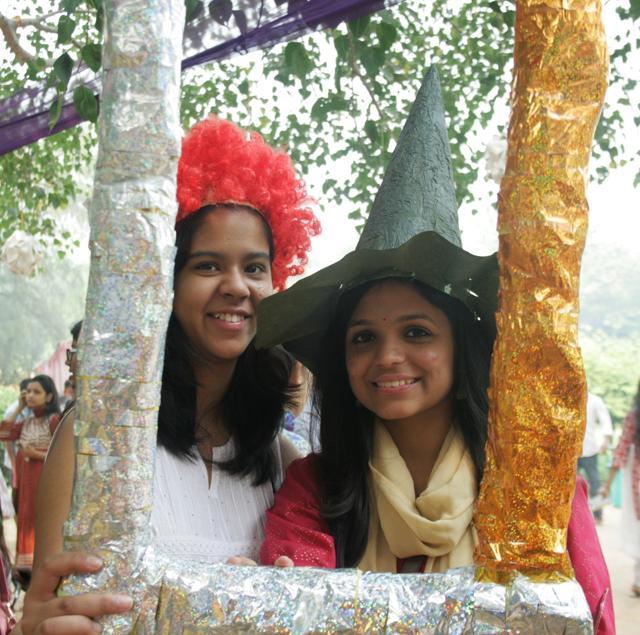 Scenic spots at this Diwali mela allow visitors to pose and get clicked.