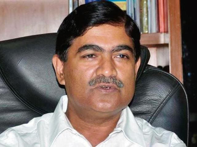 On October 9, the UP government had reappointed Rama Raman as Chairman of the Noida authority, besides giving him the principal secretary’s post. (HT Photo) On October 9, the UP government had reappointed Rama Raman as Chairman of the Noida authority, besides giving him the principal secretary’s post. (HT Photo)
