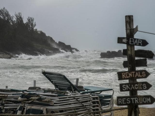 The winds of Hurricane Nicole batter the shoreline at Tobacco Bay, St. Georges, Bermuda. (AP Photo) The winds of Hurricane Nicole batter the shoreline at Tobacco Bay, St. Georges, Bermuda. (AP Photo)