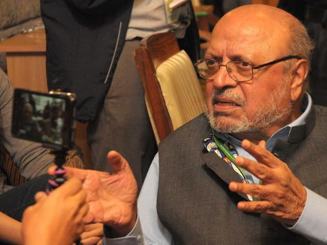 Shyam Benegal interacting during Kushwant Singh Litfest 2016 at Kasauli, on Friday. (Anil Dayal/HT)