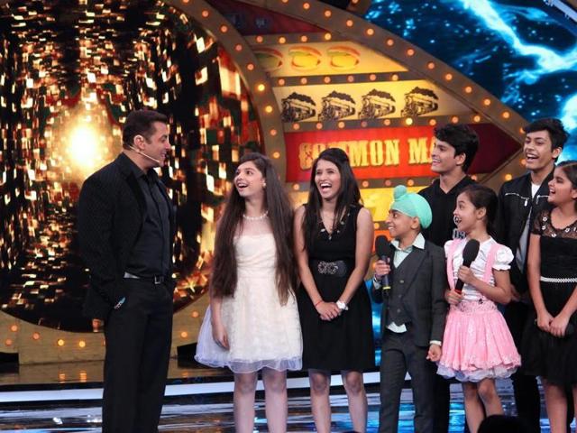 In a theme for promoting Bigg Boss, COLORS will present a merger of two shows - Comedy nights Bachao and Jhalak Dikhhla Jaa.