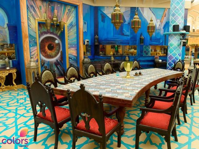 A vibrant environment is all that one needs to inculcate feelings of positivity and comfort. This year, the Bigg Boss house is filled with bright and lively hues of pink, purple, gold and royal blue with some intricate and trendy designs that will leave you mesmerized. (COLORS)