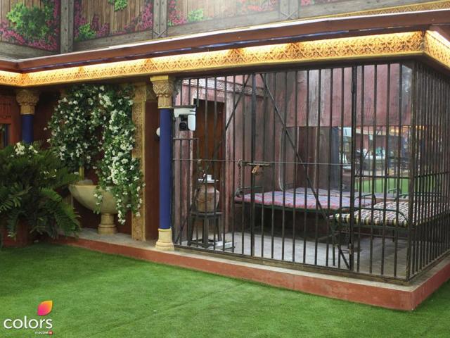 Contestants have always been prone to making errors and breaking the rules of the Bigg Boss house. This year, the house brings back one of its darkest elements, the jail. Painted to appear filthy to its inmates, the jail is splattered with gruesome material; this dungeon promises to be as good as hell. Located in a corner in the garden area, the jail has two iron khatiyas with dusty bedding. Aluminium utensils, an earthen water pot and an Indian-style washroom, the Bigg Boss jail will give suitable punishment to those who err. (COLORS)