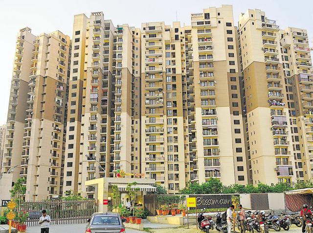 Phase II of Blossom County, supposed to be delivered in 2012, is yet to be completed. (Burhaan Kinu/HT Photo) Phase II of Blossom County, supposed to be delivered in 2012, is yet to be completed. (Burhaan Kinu/HT Photo)