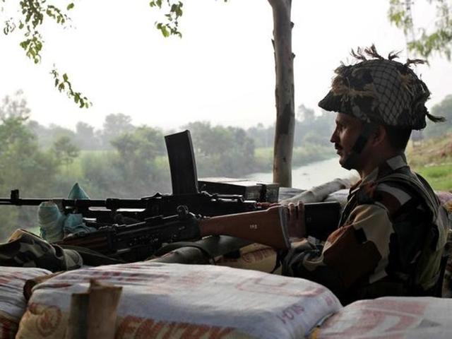 Pakistani troops violated the ceasefire by firing from small arms on forward posts along the LoC in Rajouri district.(Reuters File Photo) Pakistani troops violated the ceasefire by firing from small arms on forward posts along the LoC in Rajouri district.(Reuters File Photo)