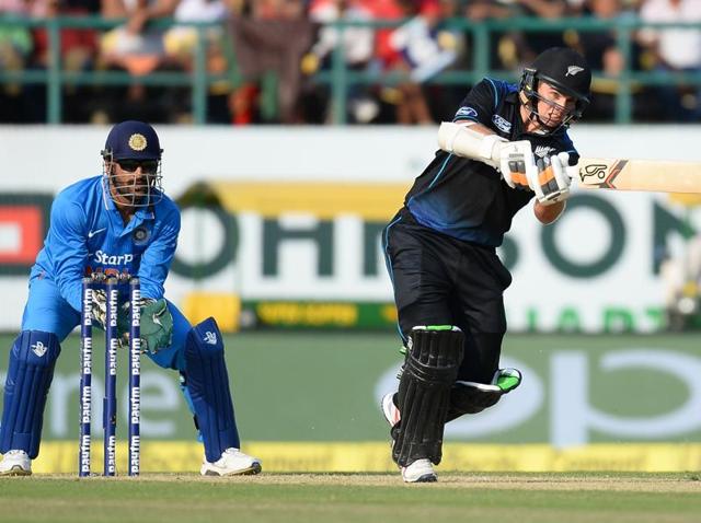 New Zealand's batsman Tom Latham plays a shot. (AFP photo)