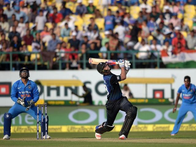 Tim Southee of New Zealand play a shot. (Ravi kumar/Hindustan times)