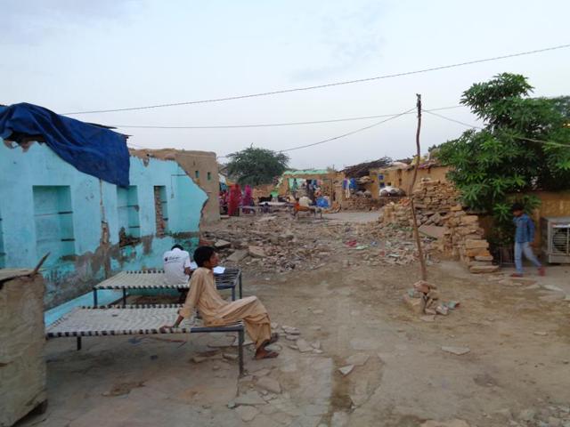 Pakistani Hindu refugees living at Bhil Basti, a massive ghetto at the heart of Jaisalmer in Rajasthan.(HT Photo)