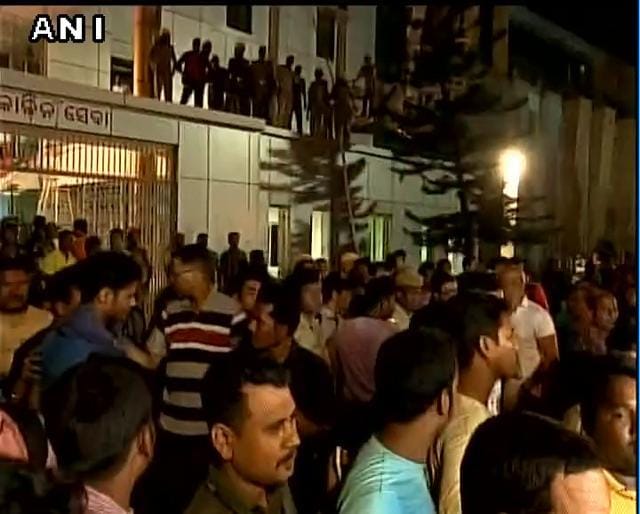 Panic spread in the area as the ICU at SUM Hospital in Bhubaeshwar caught fire on Monday. (ANI) Panic spread in the area as the ICU at SUM Hospital in Bhubaeshwar caught fire on Monday. (ANI)