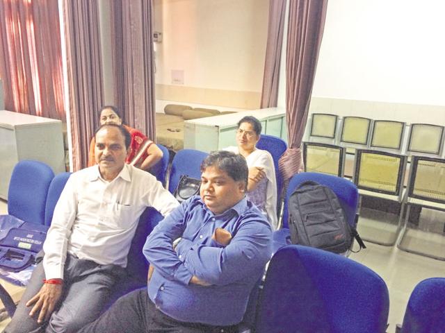 BEST QUALITY AVAILABLE - Parents of students who were injured in road accident in Alipur**Picture received on October 16, 2016** BEST QUALITY AVAILABLE - Parents of students who were injured in road accident in Alipur**Picture received on October 16, 2016**
