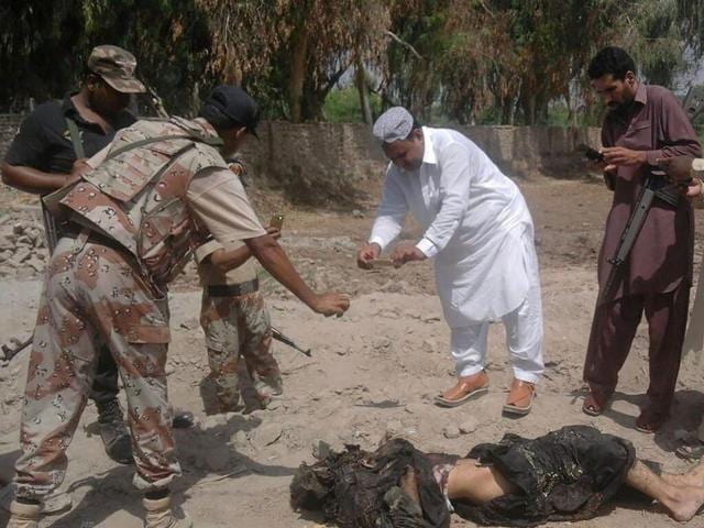 Radical Sunni Islamists periodically target mosques frequented by minority Shias, whom they see as infidels. Shias make up about a fifth of Pakistan’s mainly Sunni population of around 180 million. (AFP file photo) Radical Sunni Islamists periodically target mosques frequented by minority Shias, whom they see as infidels. Shias make up about a fifth of Pakistan’s mainly Sunni population of around 180 million. (AFP file photo)