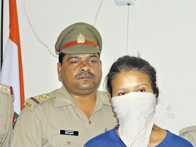 According to police, Dr Rajesh Gupta went missing in January and was allegedly abducted by accused Manju Jat and her accomplices, Arun, Pradip alias daroga, Ashok Yadav and Sonu Jatav. (Sakib Ali/HT) According to police, Dr Rajesh Gupta went missing in January and was allegedly abducted by accused Manju Jat and her accomplices, Arun, Pradip alias daroga, Ashok Yadav and Sonu Jatav. (Sakib Ali/HT)